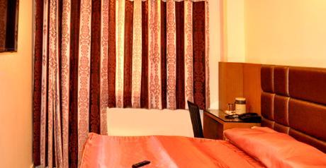Hotel The Royal Placid